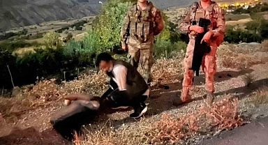 Şırnak’ta kızıl akbaba doğal yaşam alanına bırakıldı
