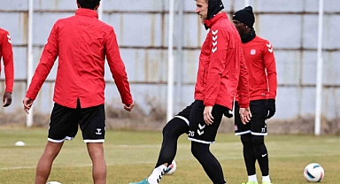 Sivasspor'da Kasımpaşa maçı hazırlıkları sürüyor