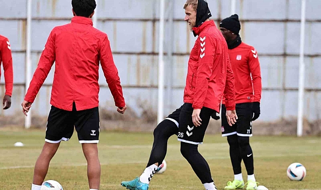 Sivasspor'da Kasımpaşa maçı hazırlıkları sürüyor