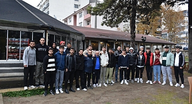 Söğütspor farklı kazandığı maç öncesi moral buldu