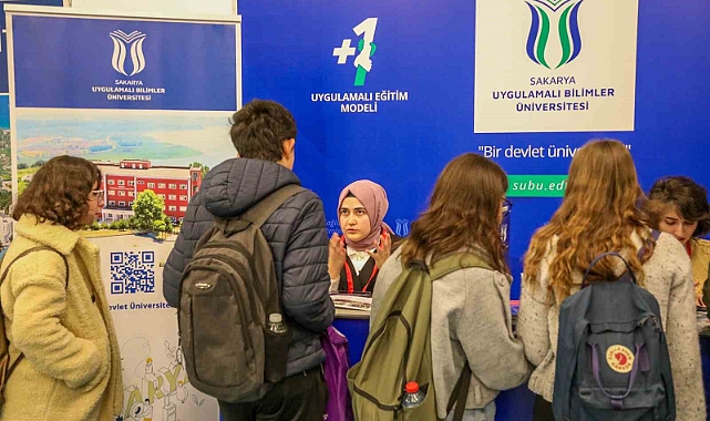SUBÜ iki şehirde üniversite adaylarıyla buluştu