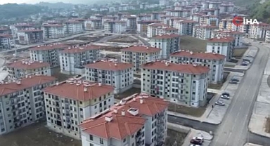 Teknoloji devi Baykar’ın inşa ettiği deprem konutları afetzede ailelere yuva oldu