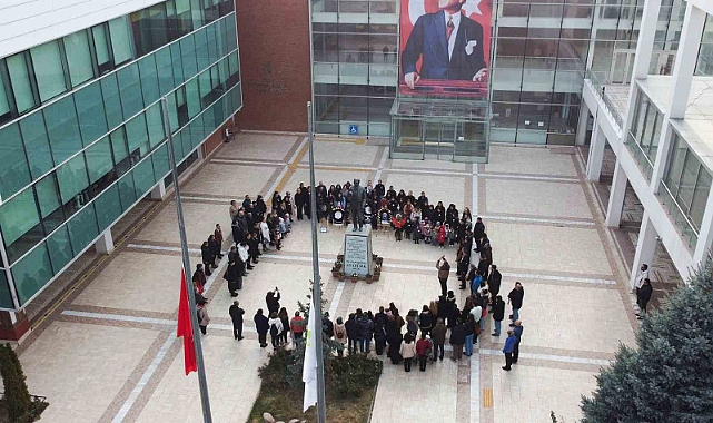 Tepebaşı’ndan Ata’ya saygı duruşu