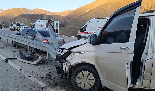 Trafik kazası: 3 yaralı