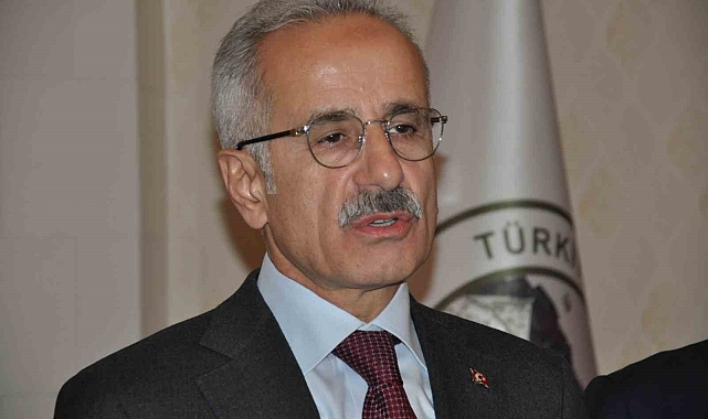 Ulaştırma ve Altyapı Bakanı Abdulkadir Uraloğlu, Kars İl Koordinasyon Toplantısı&#039;na katıldı