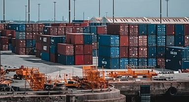 Uşak’ta ithalat azaldı ihracat arttı