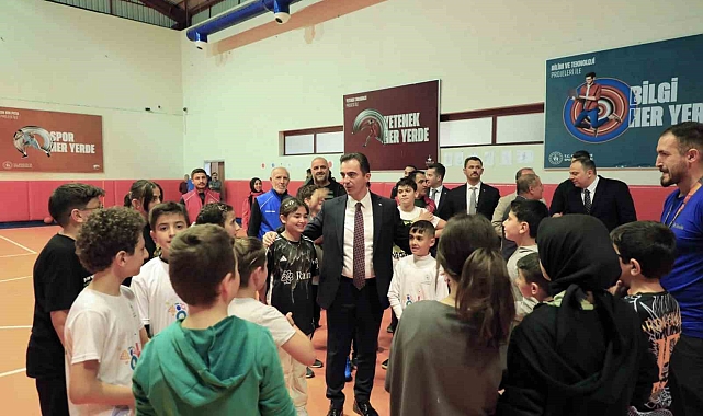 Vali Karakaya Bitlis'in Tatvan İlçesinde İncelemelerde Bulundu