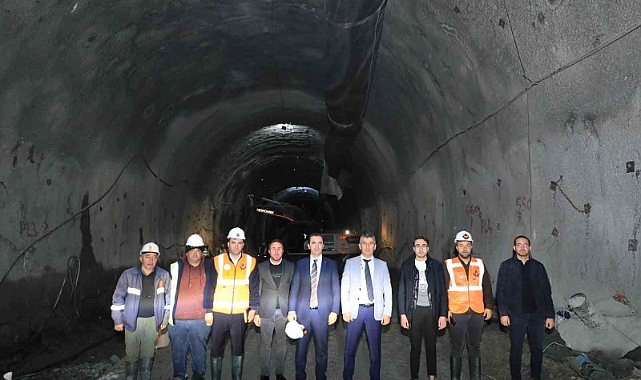 Vali Karakaya’dan Tatvan’daki çalışmaları denetledi