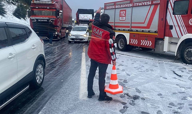 Van kurtarma ekibi, Bolu Tüneli'ndeki kazaya müdahale etti