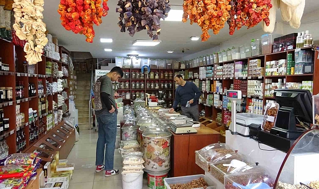 Van'da soğuk algınlığına doğal çözüm: Kış çayları