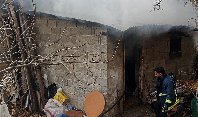 Van'da tandır evi yangını