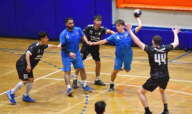 Yunusemre Aydın’dan lider döndü: 33-39