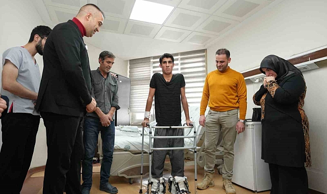 17 yıl sonra ilk adımını attı