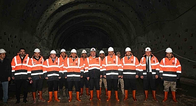 2 İlin Valisi Çirişli Tüneli'ni inceledi