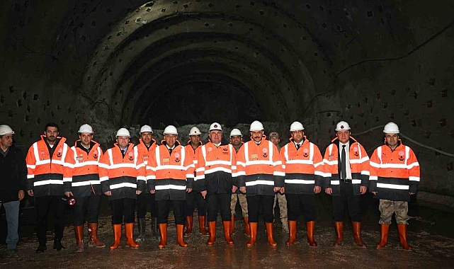 2 İlin Valisi Çirişli Tüneli'ni inceledi