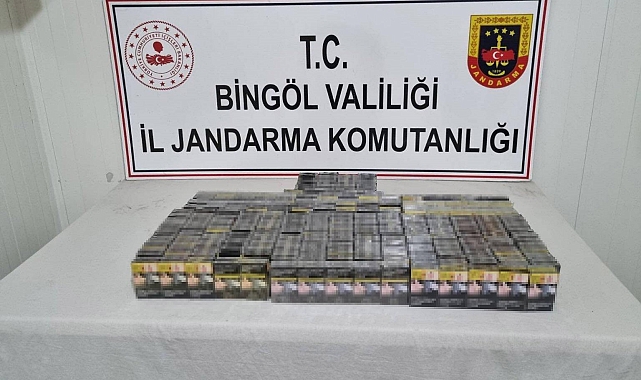 500 paket kaçak sigara ele geçirildi, araması bulunan 1 kişi yakalandı
