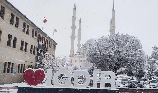 9 Aralık 2024 bugün Iğdır'da okullar tatil mi, kar tatili ilan edildi mi?