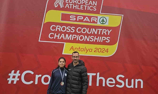 Afyonkarahisarlı kros koşu sporcusundan büyük başarı