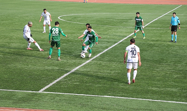 Ağrı 1970 Spor, Büyükçekmece Tepecik Spor'u 2-1 mağlup etti