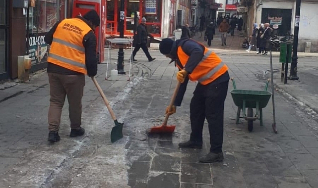 Ağrı Belediyesi’nden Karla Mücadele Çalışmaları