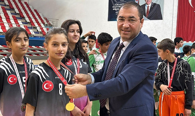 Ağrı’da Hentbol İl Birinciliği müsabakaları tamamlandı