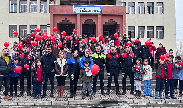 Ağrı'da öğrencilere polislik mesleği eğitimi verildi