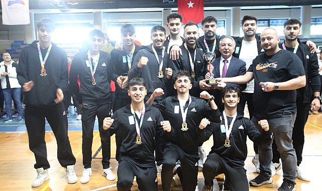 Ağrı’da ÜNİLİG Voleybol Bölgesel Lig Müsabakaları Sona Erdi