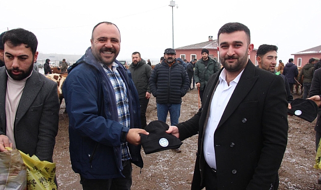 Ağrı Ticaret Borsasından hayvan yetiştiricilerine ziyaret