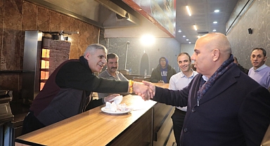 Ağrı Valisi Koç’tan esnaf ziyareti