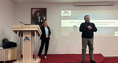 AİÇÜ'de Kariyer Konulu Söyleşi Düzenlendi