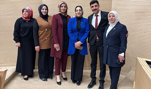 AK Parti Erciş İlçe Kadın Kolları Başkanı Vildan Or'dan Fırat Halifeoğlu'na Kutlama Mesajı