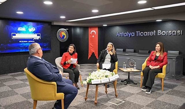 Antalya’da Tarımsal Kooperatifçiliğin Geleceği paneli düzenlendi