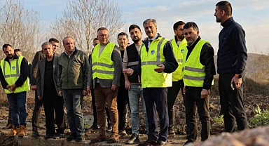 Başkan Alemdar, Söğütlü’deki altyapı çalışmalarını yerinden inceledi