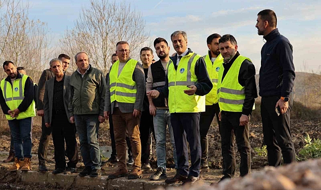 Başkan Alemdar, Söğütlü’deki altyapı çalışmalarını yerinden inceledi