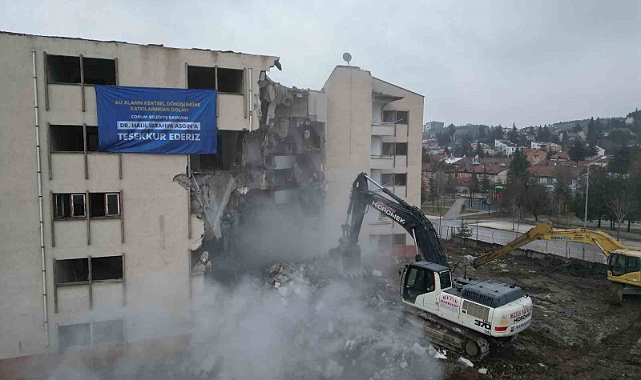 Başkan Aşgın’a vatandaşlardan ‘kentsel dönüşüm’ teşekkürü