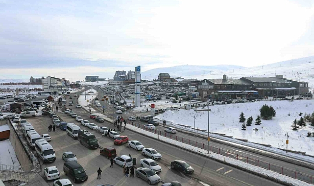 Başkan Büyükkılıç’tan Erciyes’e davet