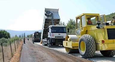 Başkan Köksal: “Güvenli ve modern yollar için çalışıyoruz”