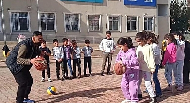 Batman’da ilkokul öğrencileri için spor etkinliği düzenlendi