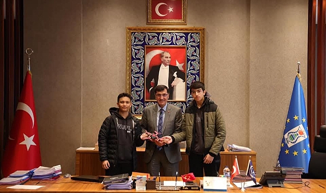 Belediye Başkanı Kahveci’den genç dron sporcusuna destek