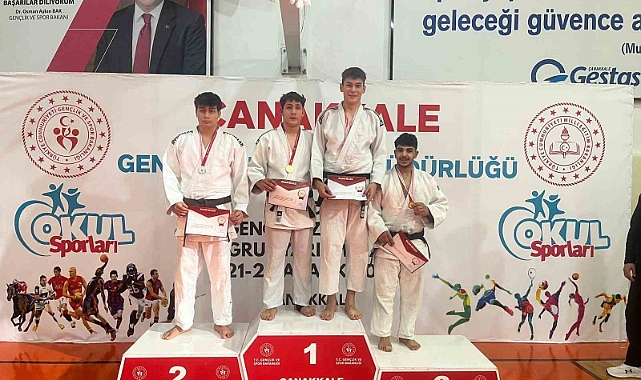 Bilecikli genç sporcular Çanakkale’de büyük başarı elde etti