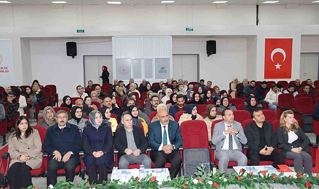 Bingöl'de yenilikçi mahalli hizmet içi eğitim programı başladı