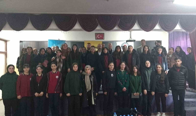 ‘Bir bilenle bilge nesil projesi’ Patnos’ta öğrencilerle buluştu