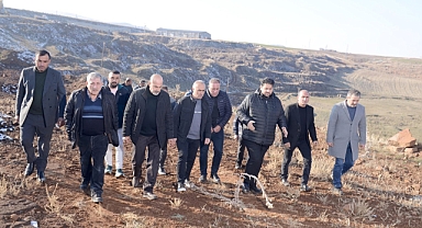Bitlis Belediye Başkanı Yavuz Gülmez’den Saha İncelemesi ve Vatandaşlarla Buluştu