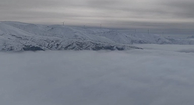 Bitlis’te sislerin kapladığı muhteşem manzara