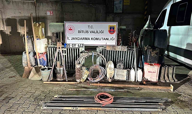 Bitlis'te 1 milyonluk akü çalan 4 kişi yakalandı