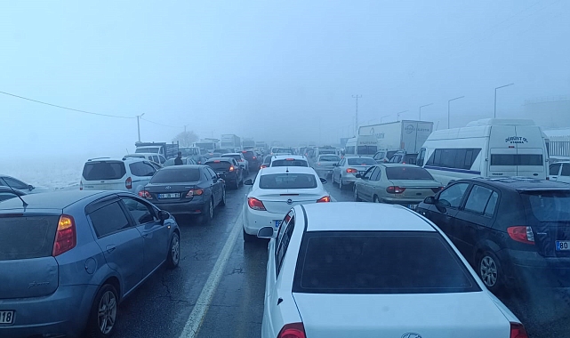 Bitlis'te zincirleme trafik kazası: 31 yaralı