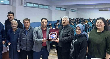 Bozüyük’te lise öğrencilerine akran zorbalığı ve başa çıkma yolları anlatıldı