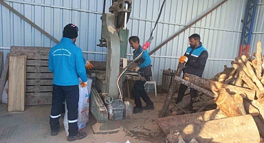 Budanan ağaçlar, dar gelirli ailelere yakacak oluyor