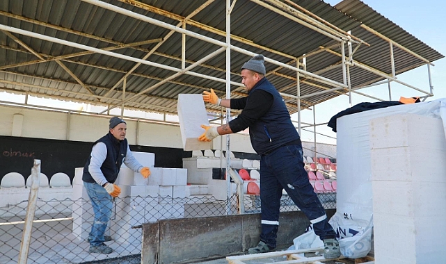 Burhaniye’de çalışmalar aralıksız sürüyor