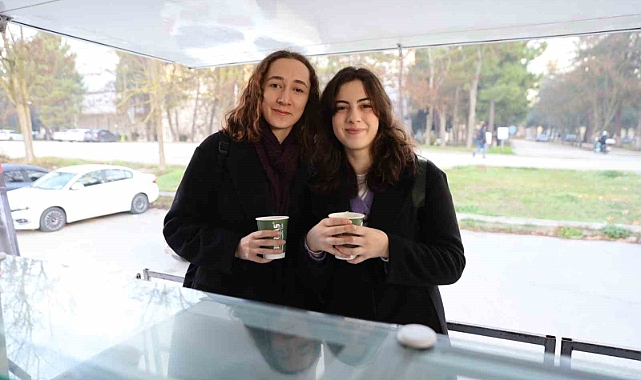 Bursa Büyükşehir’den öğrencilere sıcak çorba ikramı